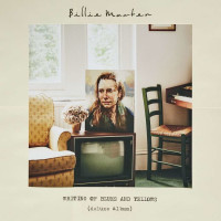 Billie Marten: Writing Of Blues And Yellows (180g) (Limited Numbered Edition) (Blue & Translucent Yellow Vinyl)