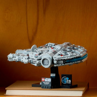 75375 Star Wars Millennium Falcon - LEGO 75375 - (Spielzeug / Konstruktionsspielzeug)