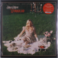 Holly Macve: Wonderland (Limited Edition) (Strawberry Red...