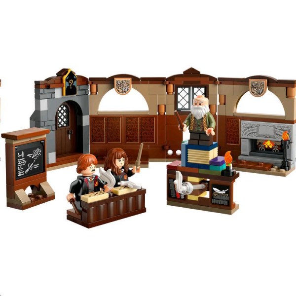 LEGO® Harry Potter™ Schloss Hogwarts™: Zauberkunstunterricht 76442