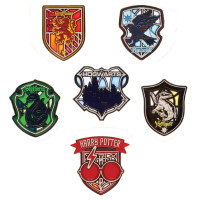 Harry Potter Loungefly Ansteck-Pins Stained Glass Display...